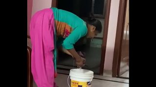 Desi Aunty maid sex