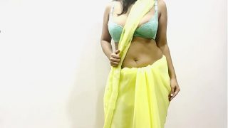 Trailer – Big Boobs Indian Bhabhi Seducing in Yellow Saree